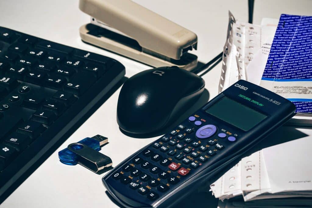 Top Bookkeeping Services for Small Businesses 6 accounting, flash drive, keyboard