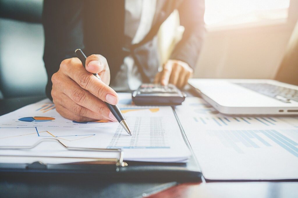 Top Bookkeeping Services for Small Businesses 5 finance, accounting, tax